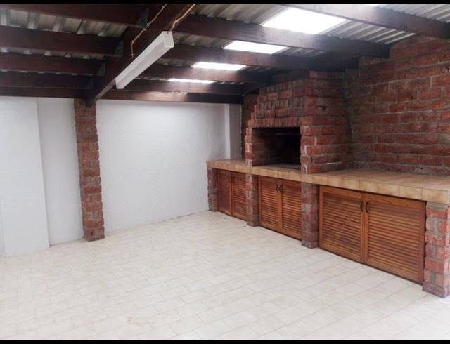 3 BEDROOM HOUSE RENTED IN ROWALLAN PARK